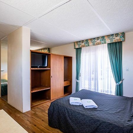 Augusta Hotel Motel Bagian luar foto