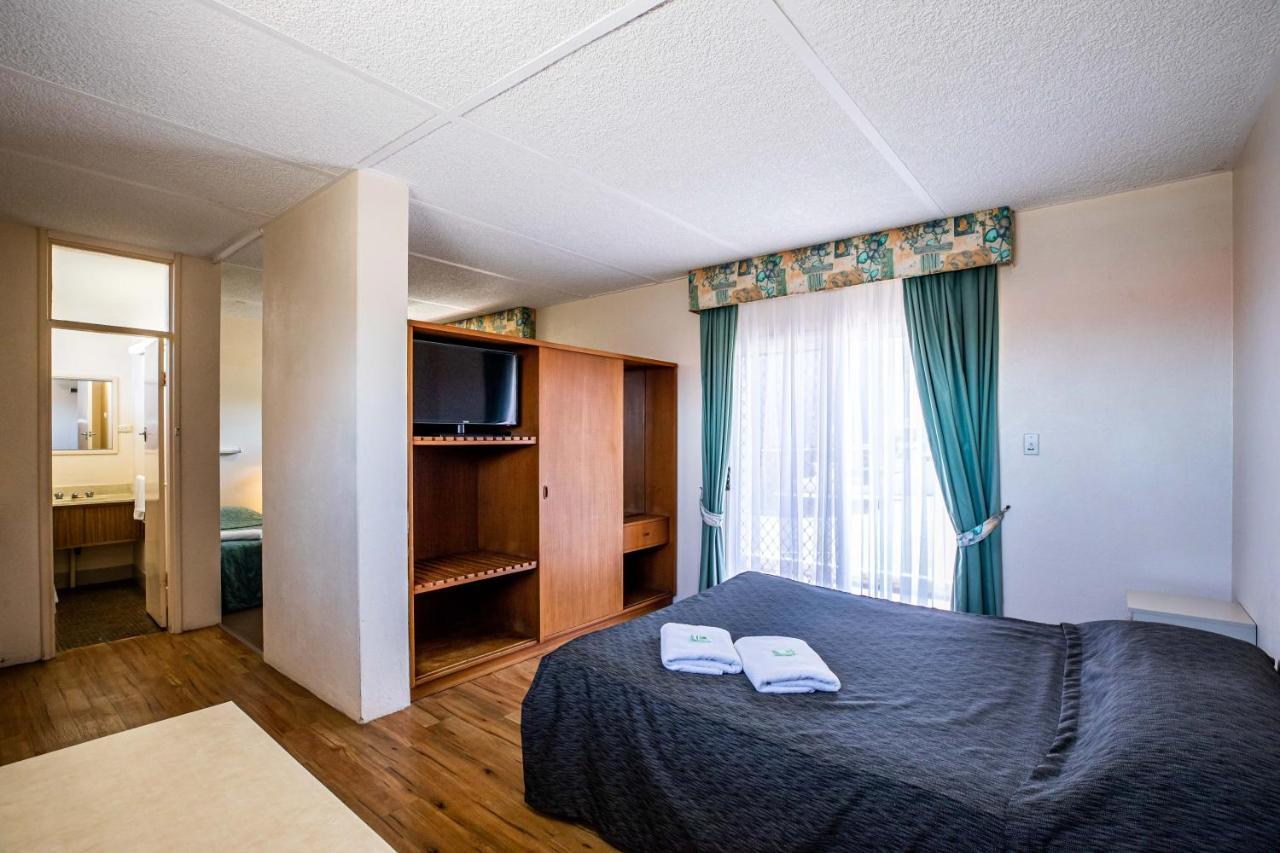 Augusta Hotel Motel Bagian luar foto